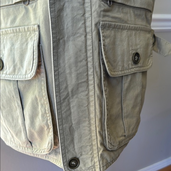 Woolrich Khaki Outdoor Vest Men’s size XS - Picture 5 of 15
